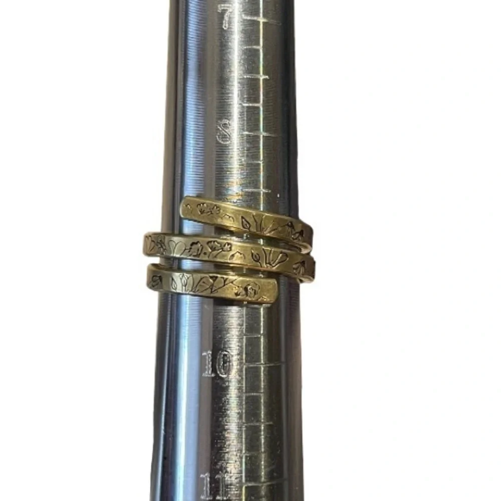 Handmade ring hand